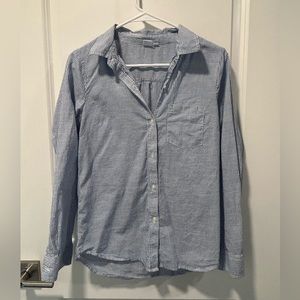 Gap button down shirt